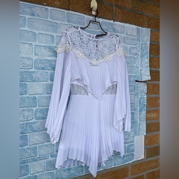 raisa vanessa trendyol white pleated lace embroidered mini dress size 36/6 - Picture 3 of 16